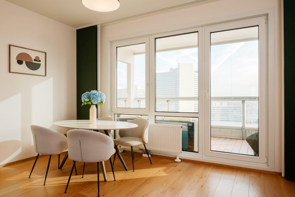 Top View by Danube, UN, Metro, Big Terrace