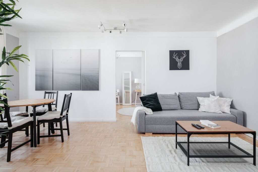 Walk to Danube, WU,Prater,Metro, Top View